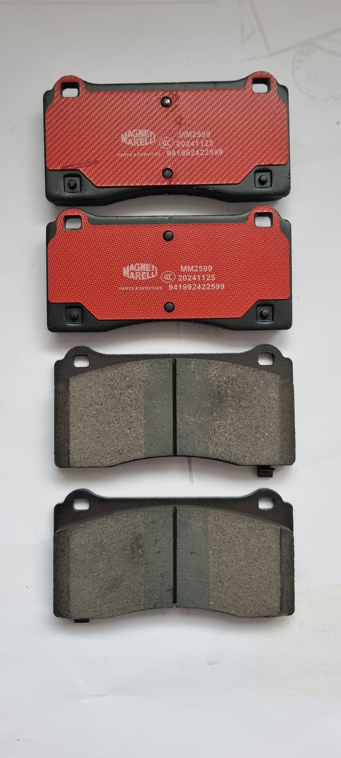 Predné brzdové obloženie Tesla model 3 MAGNETI MARELLI