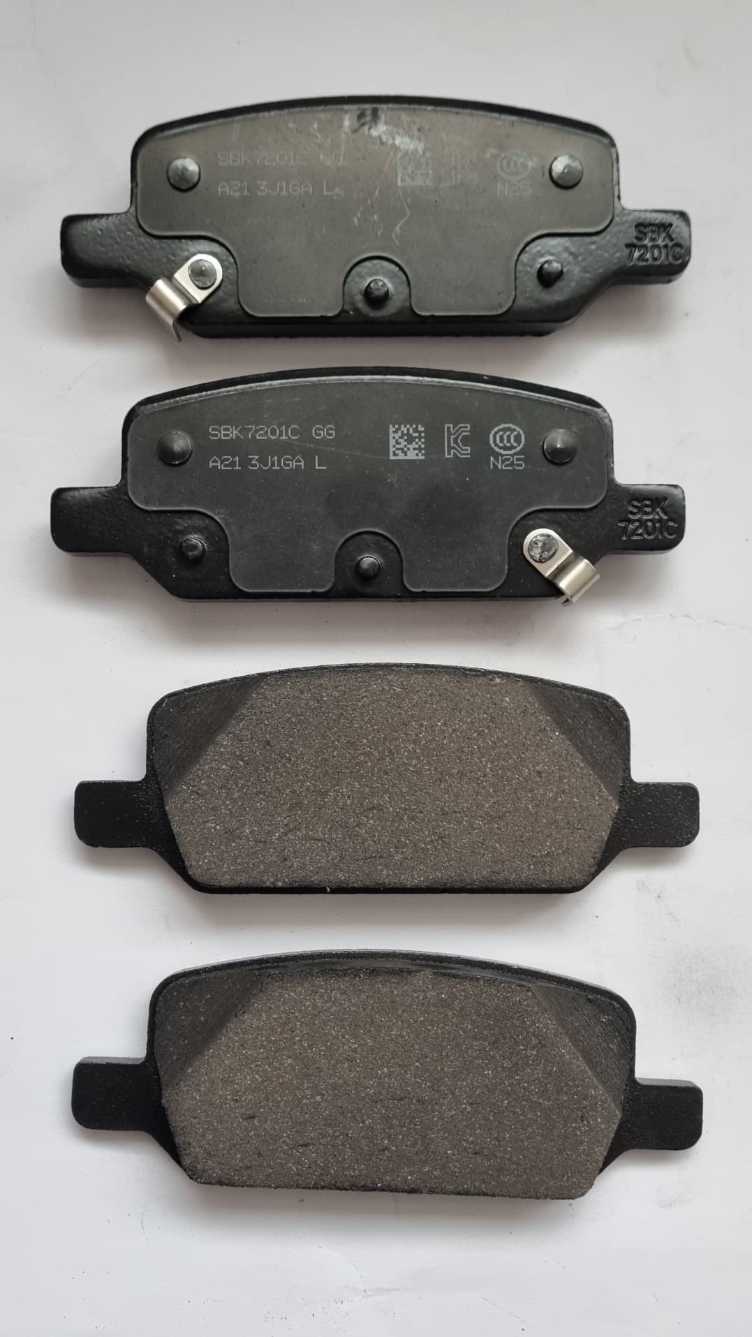 Tesla model 3 zadné brzdové obloženie 