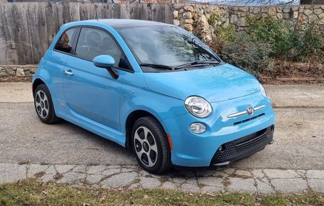 2017 Fiat 500e - 133 otváracia strecha, nízky nájazd - len 17 tisíc km